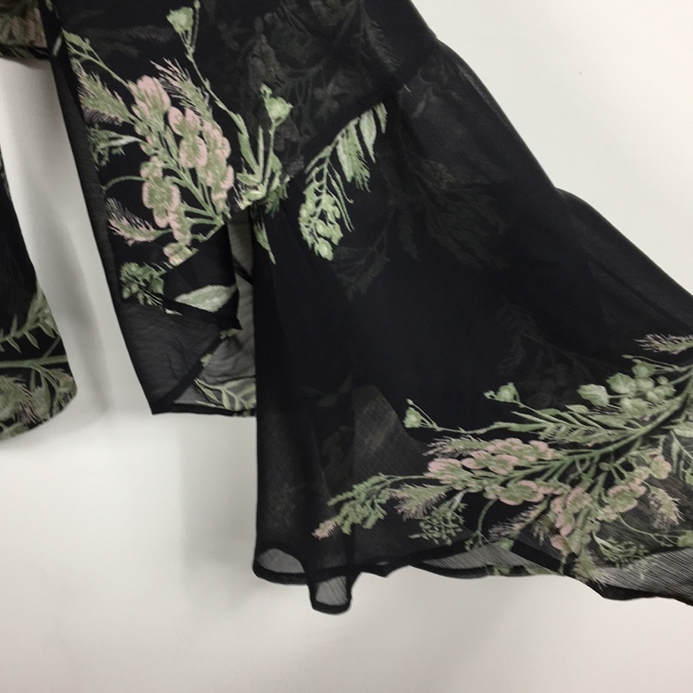 🆕Leith>Sheer layer bell sleeve boho NWT - Picture 3 of 5